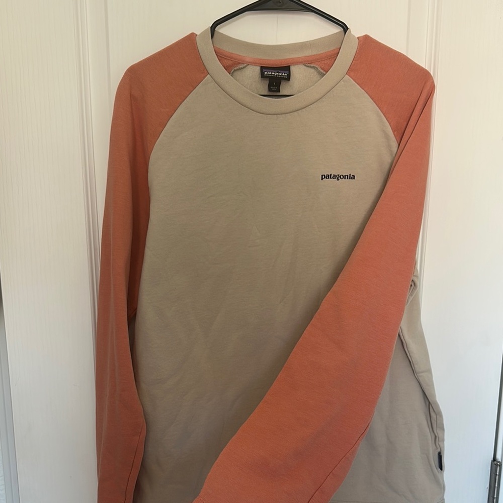 Patagonia Women’s Lightweight Sweatshirt